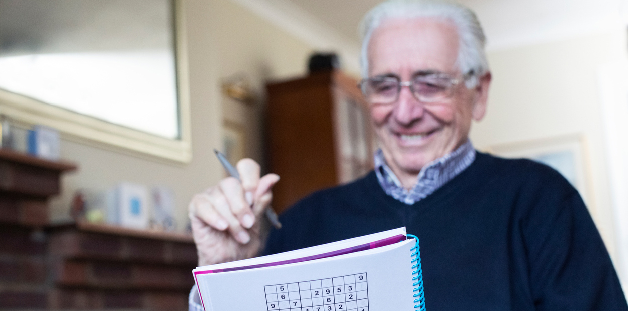 How Mind Games Improve Cognitive Function for Seniors